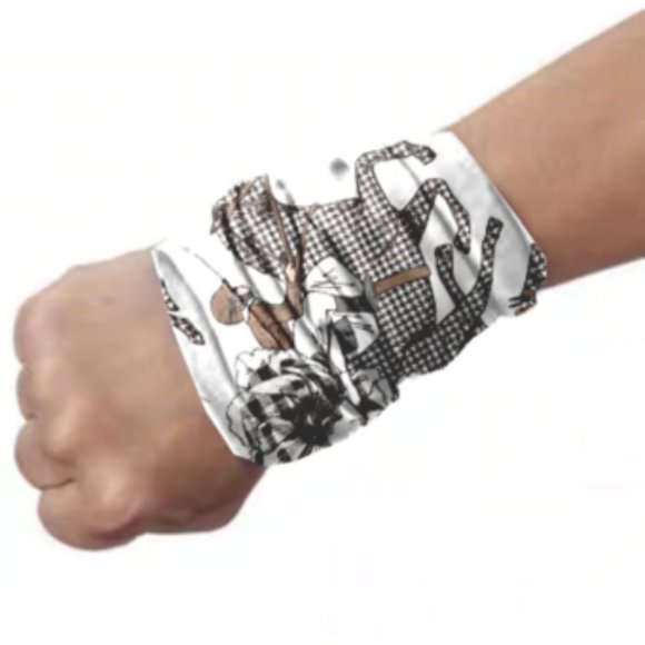 EQUESTRIAN Horse & Rider Face Mask Gaiter - Picture 3 of 12